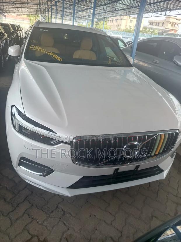 Volvo XC60 2019 White