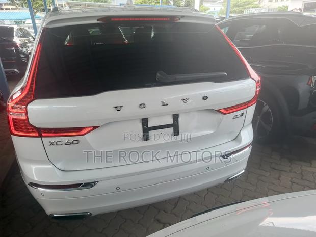 Volvo XC60 2019 White