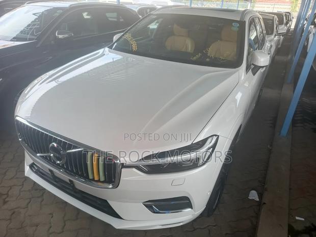 Volvo XC60 2019 White