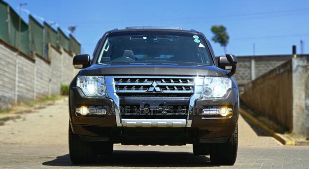 Mitsubishi Pajero V90 3.2 DI-D GLS/GLX 2018 Brown