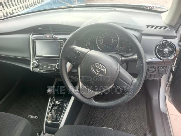 Toyota Corolla Fielder 2019 Silver
