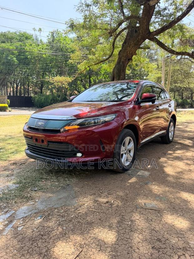 Toyota Harrier 2.0 2019 Burgundy