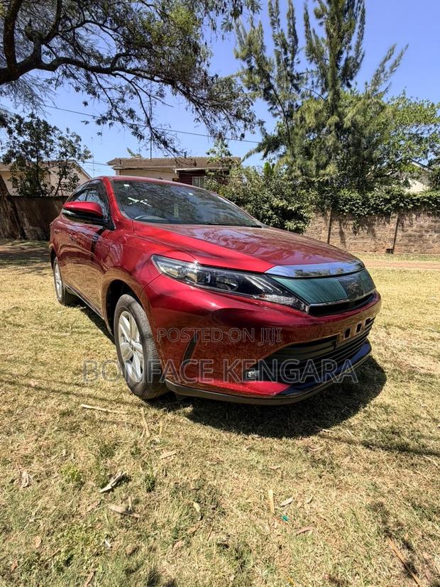 Toyota Harrier 2.0 2019 Burgundy