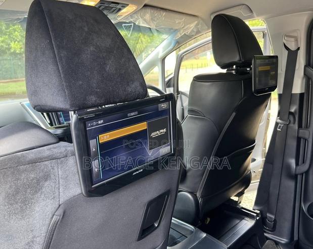 Toyota Vellfire 2018 Black