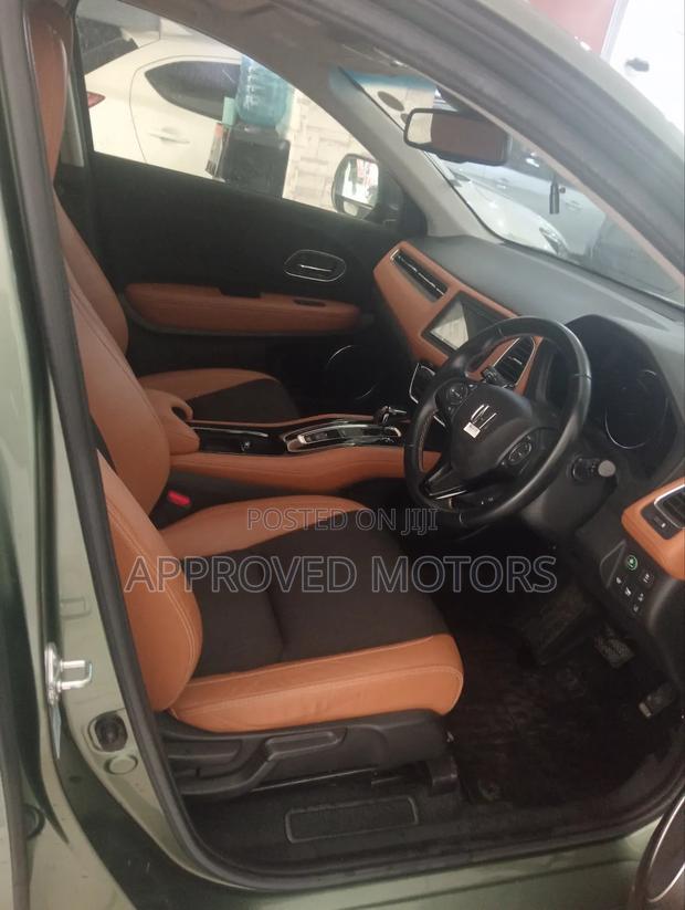 Honda Vezel 2020 Green