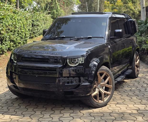 Land Rover Defender 2022 Black