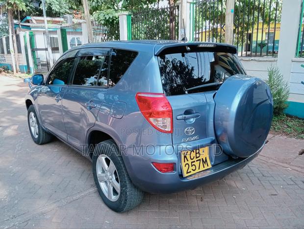 Toyota RAV4 2008 Blue