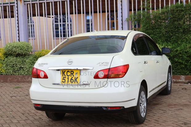 Nissan Bluebird 2012 Pearl