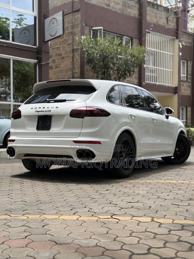 Porsche Cayenne GTS 4dr SUV AWD (3.6L 6cyl Turbo 8A) 2015 White