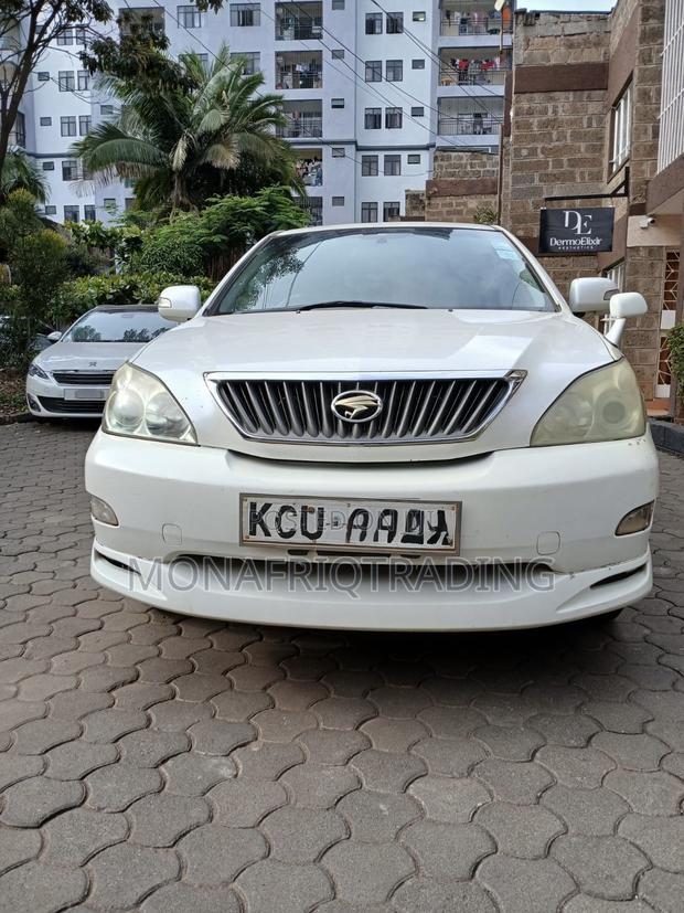 Toyota Harrier 2.4 2011 White