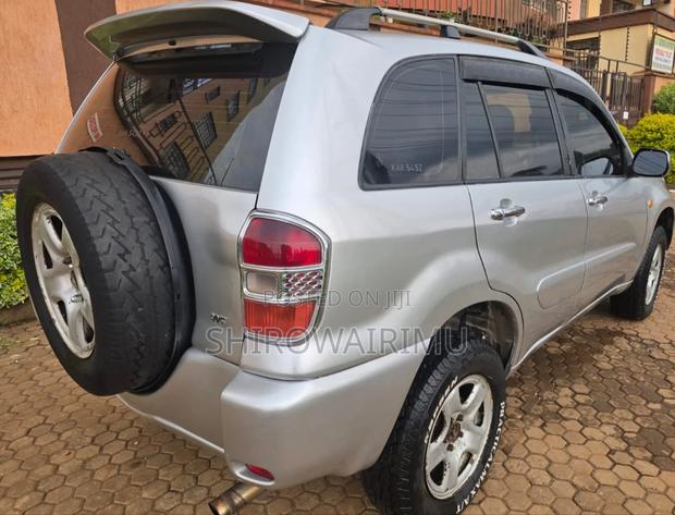 Toyota RAV4 2001 Ivory