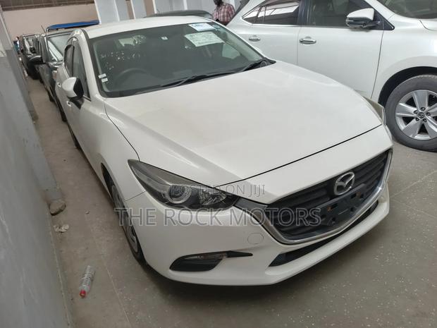 Mazda Axela 2019 White