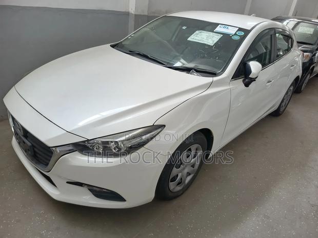 Mazda Axela 2019 White