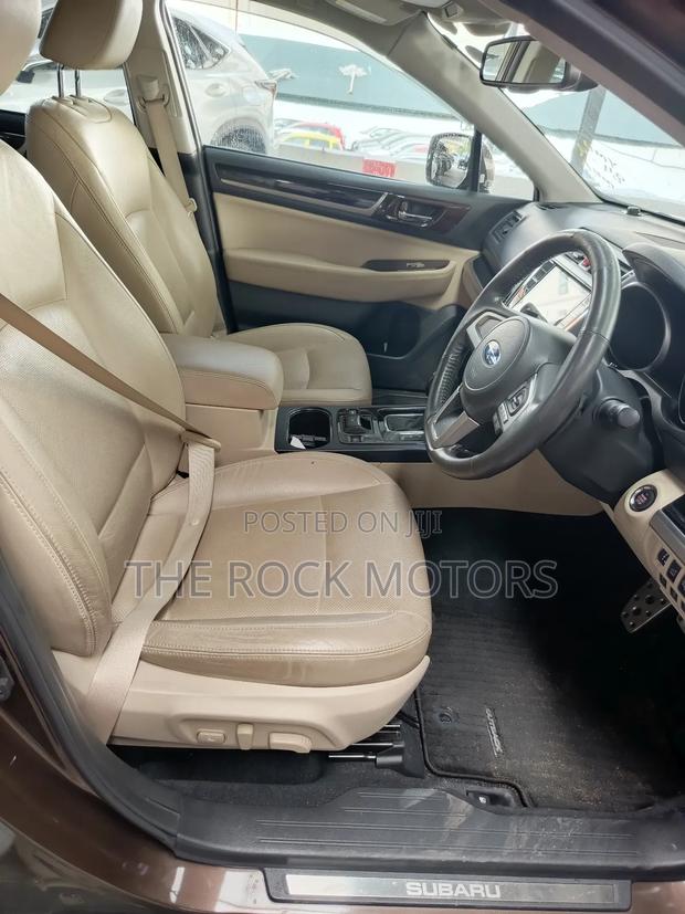 Subaru Outback 2019 Brown