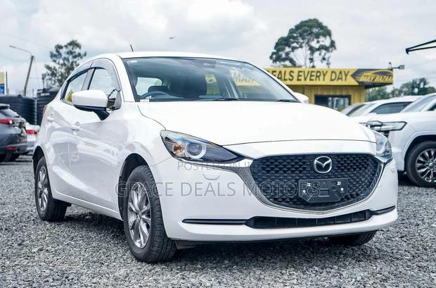 Mazda 2 2020 White