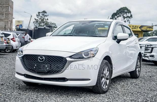 Mazda 2 2020 White