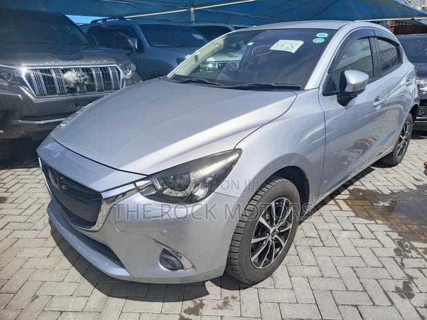 Mazda Demio 2019 Silver