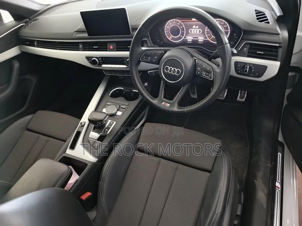 Volkswagen Golf 2019 White