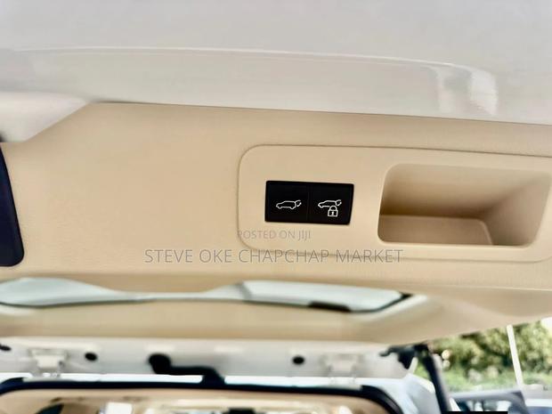 Toyota Land Cruiser 3.3 Diesel 4WD 2022 White