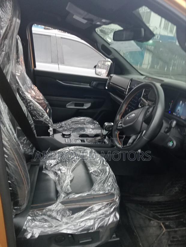 Ford Ranger Wildtrak 2023 Orange