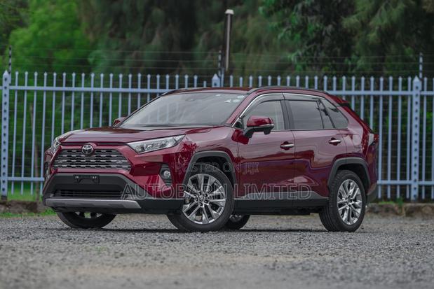 Toyota RAV4 2019 Red
