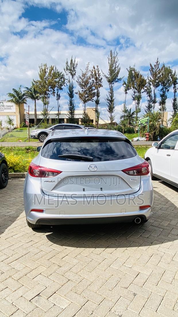 Mazda Axela 2018 Silver