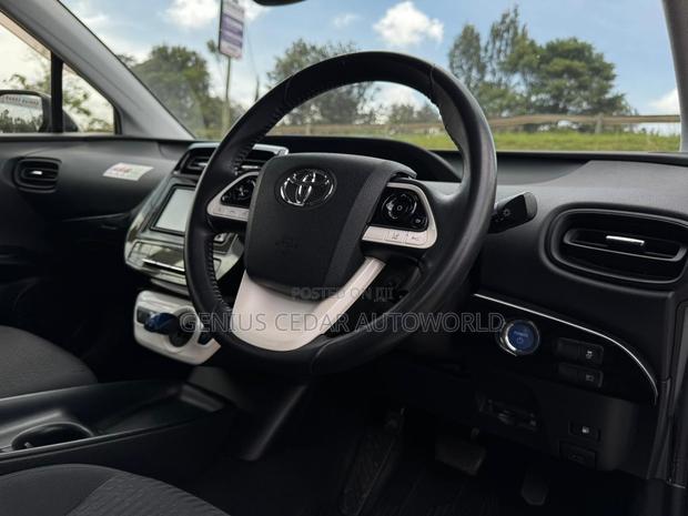 Toyota Prius 2017