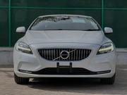 Volvo V40 2019 White for sale