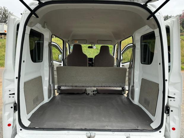 Suzuki EV 2019 White