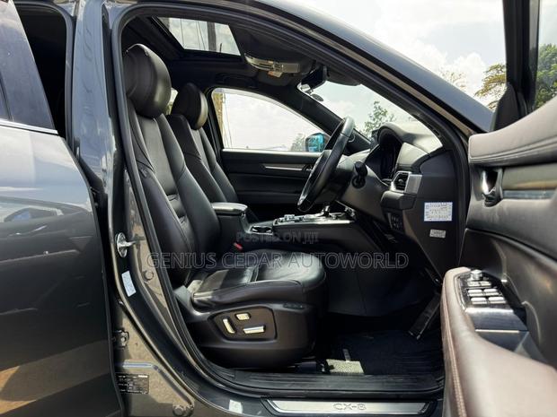 Mazda CX-8 2018 Gray