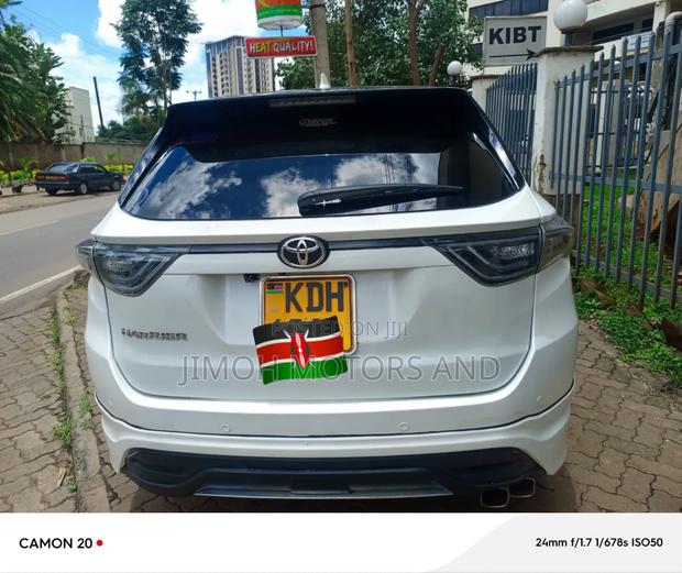 Toyota Harrier 2016 White