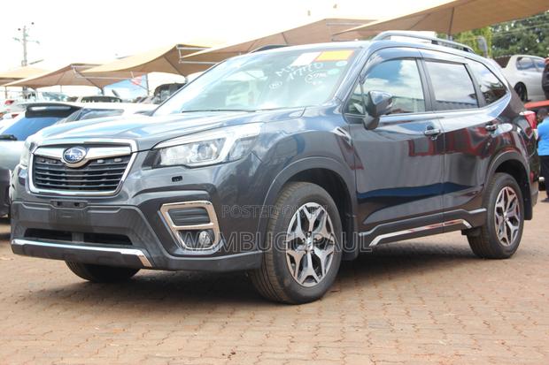 Subaru Forester Premium AWD 2019 Gray