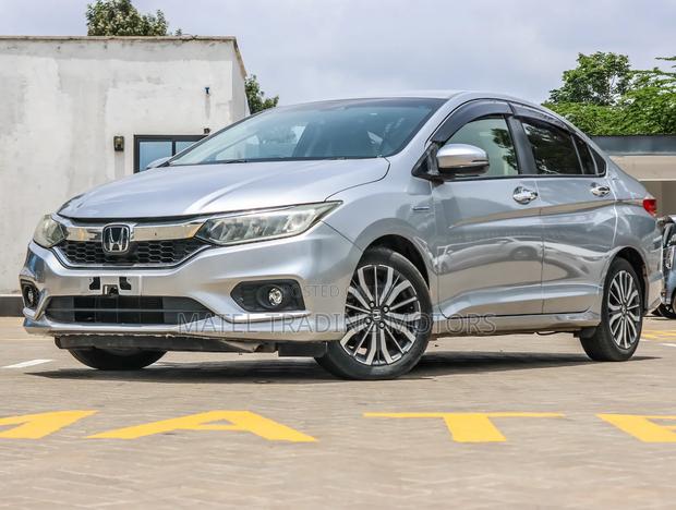 Honda Grace 1.5 Hybrid AWD 2018 Silver