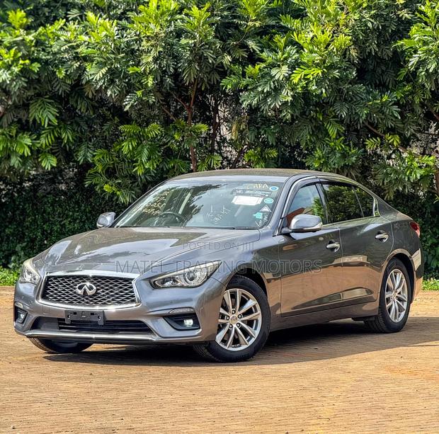 Nissan Skyline 2018