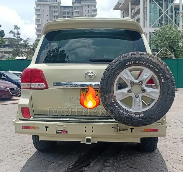 Toyota Land Cruiser 2008 Beige