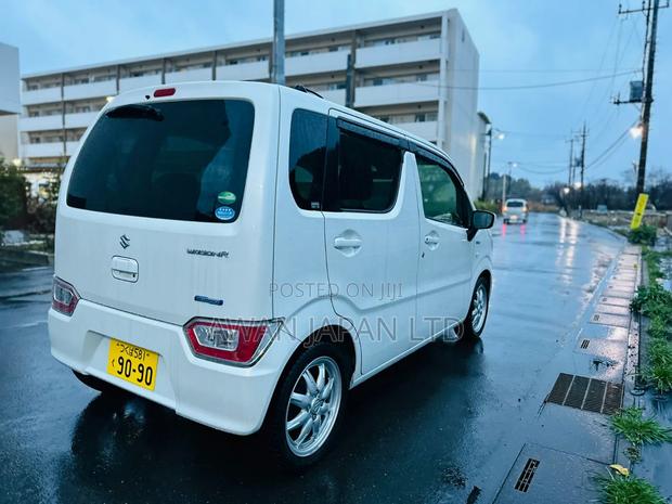 Suzuki Wagon R 2019 White
