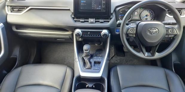 Toyota RAV4 2019 White