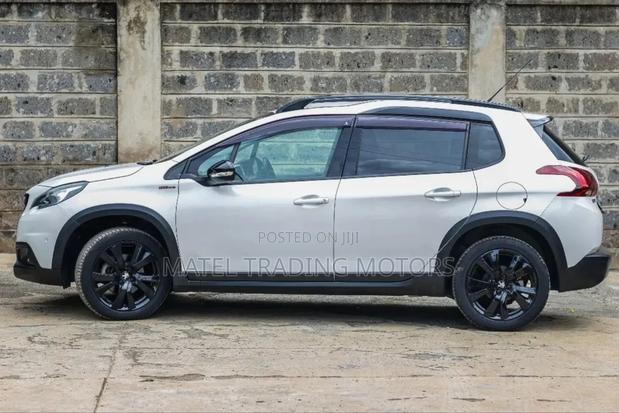 Peugeot 2008 1.2 PureTech (110 Hp) 2018 White