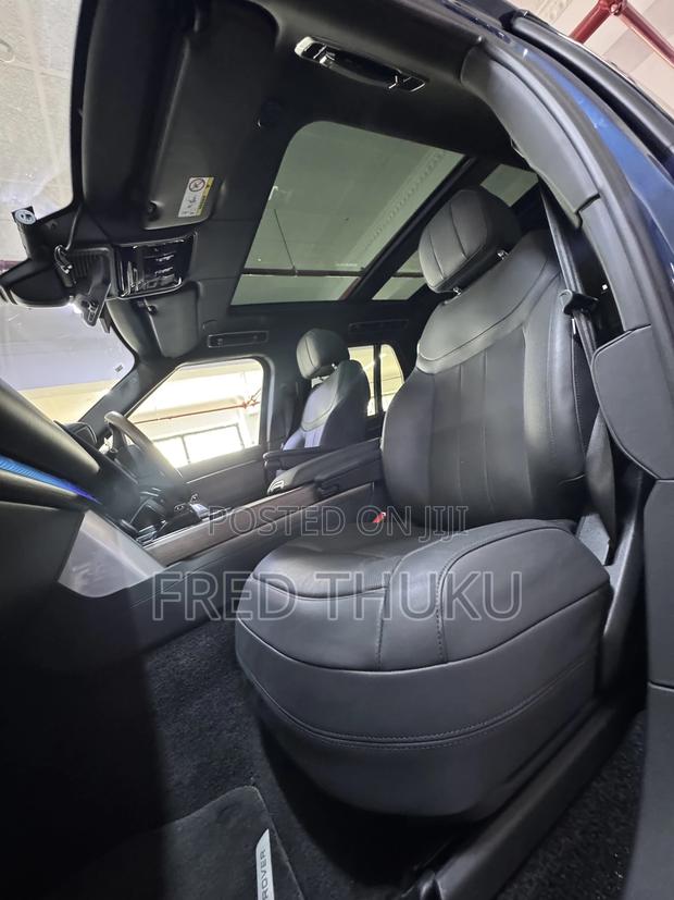 Land Rover Range Rover Vogue 2023 Blue