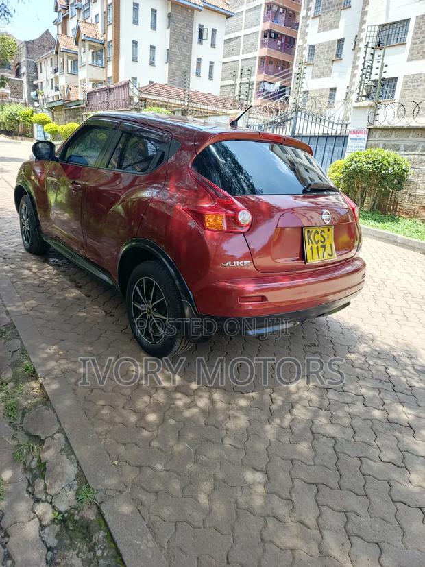 Nissan Juke 2011 Maroon
