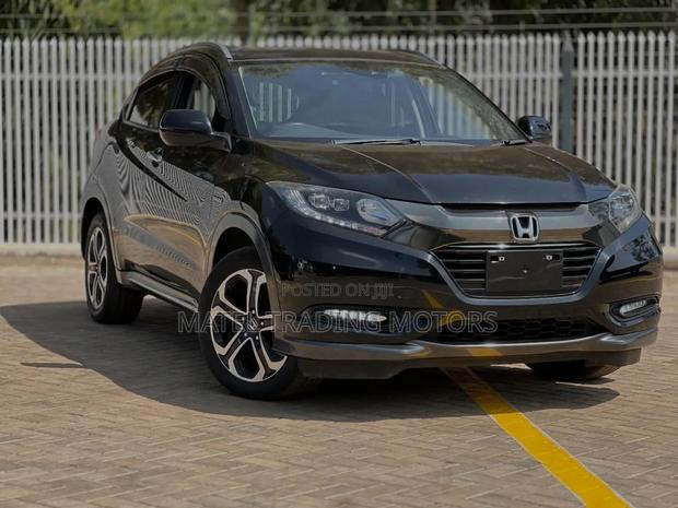 Honda Vezel 1.5 Hybrid 4WD 2018 Black