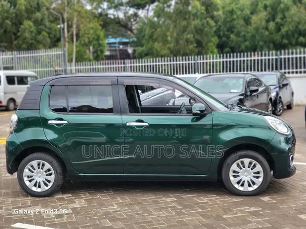 Toyota Passo 1.0 AWD 2018 Green