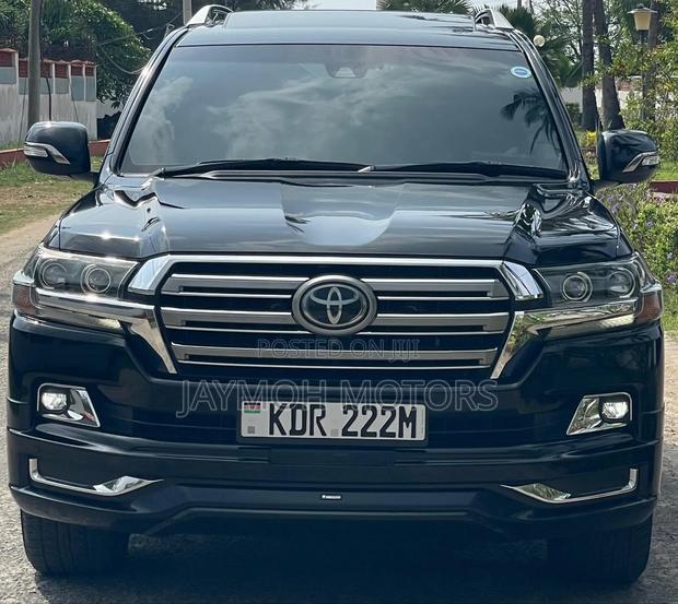Toyota Land Cruiser 2017 Black