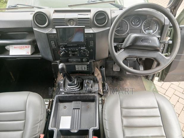 Land Rover Defender Puma 110 2.4 TD 2010 Green