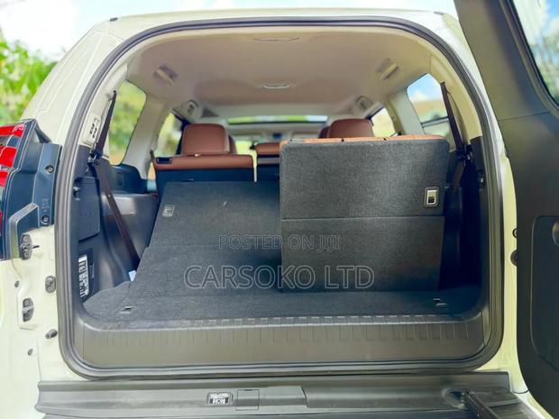 Toyota Land Cruiser Prado 2.8 2021 Pearl