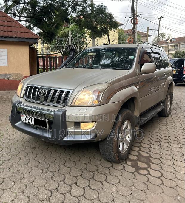Toyota Land Cruiser Prado 3.0 D-4D 5dr 2005 Gold