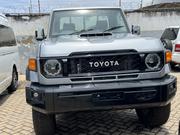 Toyota Land Cruiser 2018 Gray for sale