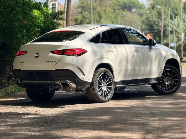 New Mercedes-Benz GLE-Class 2021 White