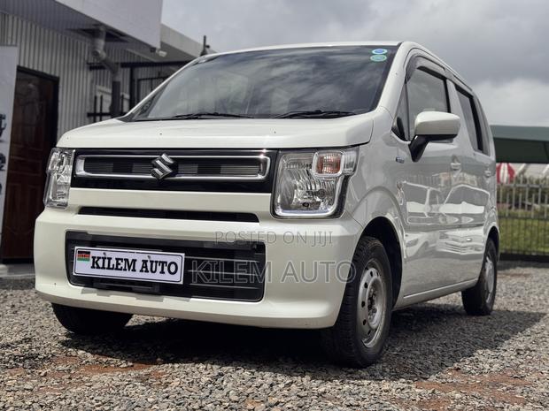 Suzuki Wagon R 660 Hybrid AWD 2019 White
