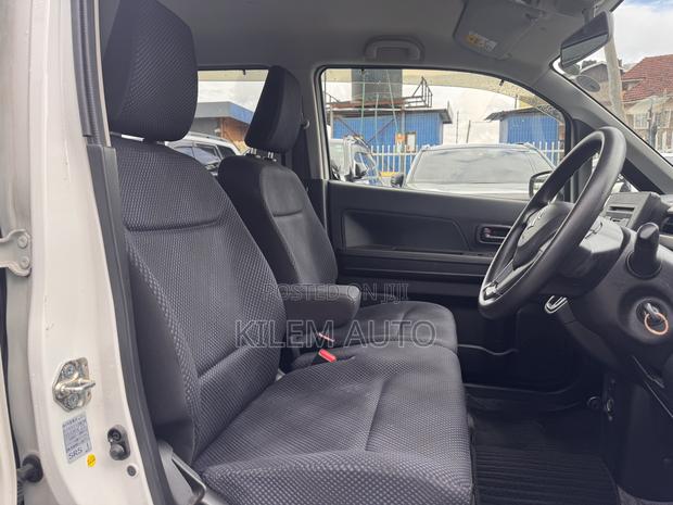 Suzuki Wagon R 660 Hybrid AWD 2019 White